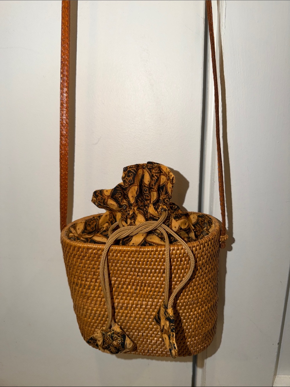 Basket Light Brown Woven Mini Shoulder Drawstring Bag